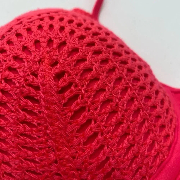 Shade and shore coral crochet bikini top size 36B - Picture 4 of 12